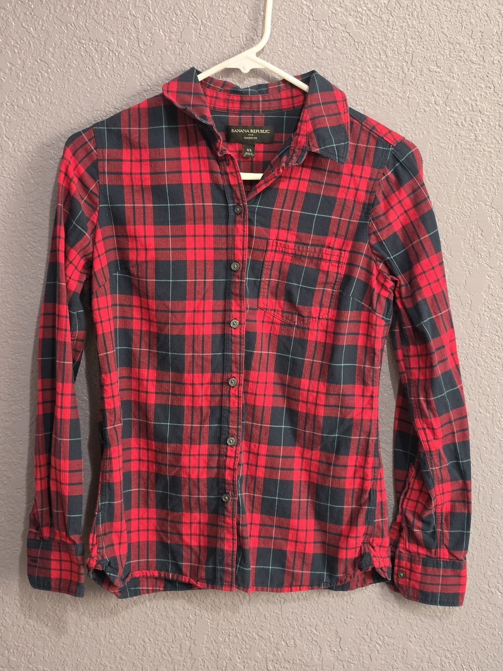 Banana Republic Red & Black Plaid Button-Down Shirt